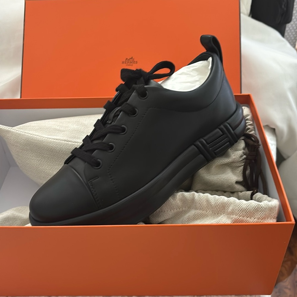 Hermes tennis shoes brand new